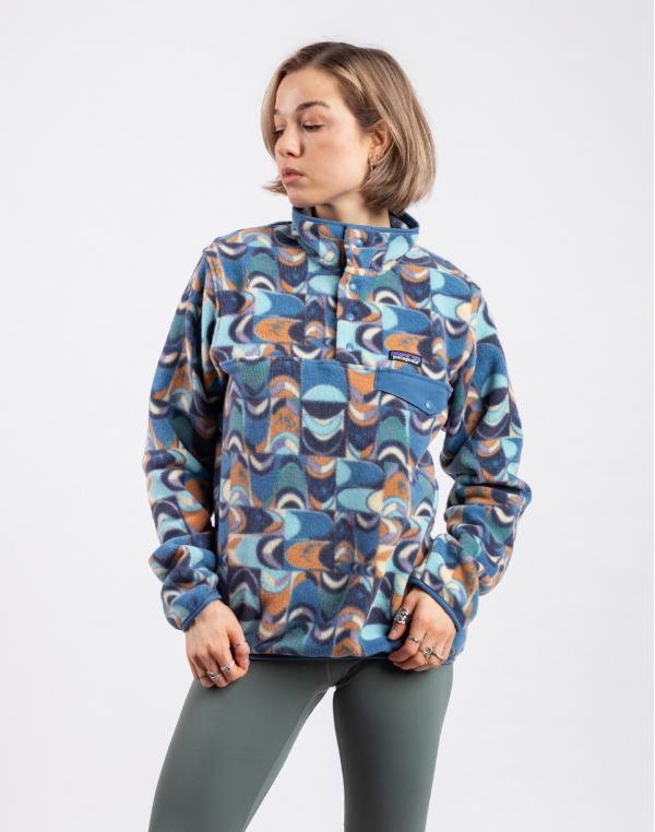 Patagonia W's LW Synch Snap-T P/O Swallowtail Geo: Still Blue XS