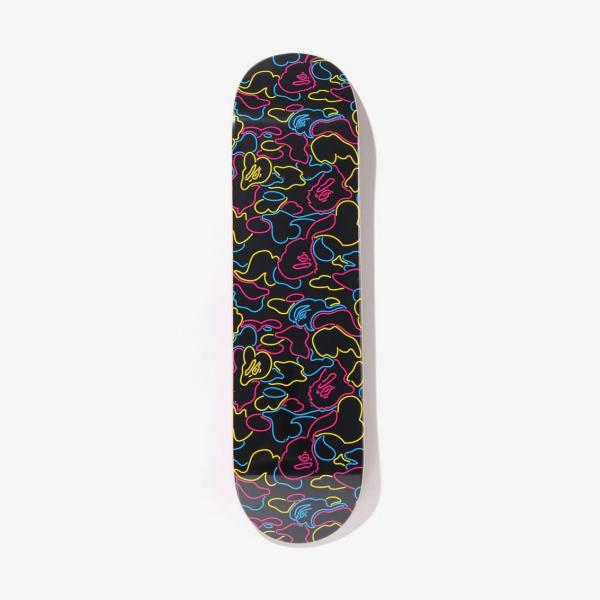 A BATHING APE Neon Camo Skateboard Black Universal
