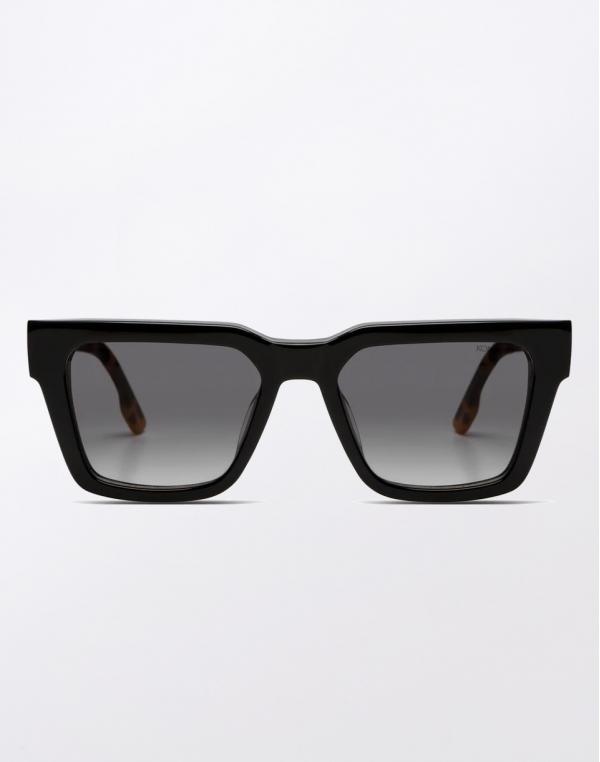 Komono Bob Black/Cavee