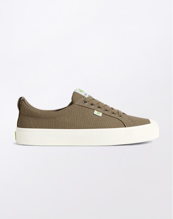 Cariuma OCA Low Burnt Sand 43,5