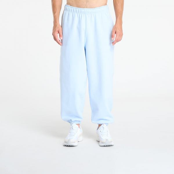 Tepláky Nike Solo Swoosh Men's Cuffed Fleece Pants Celestine Blue/ Celestine Blue/ White S