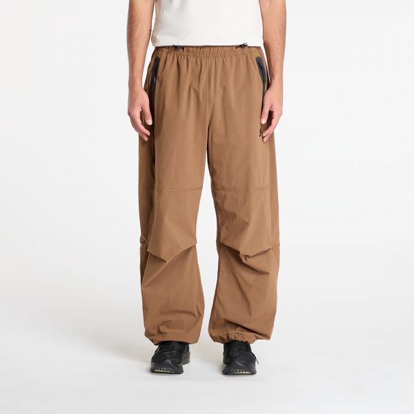 Kalhoty Nike Tech Men's Woven Oversized Pants Mosswood Brown/ Mosswood Brown/ Black L