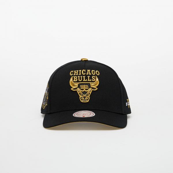 Kšiltovka Mitchell & Ness NBA Core Vi Pro Snapback Bulls Black/ Gold Universal