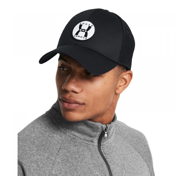 Kšiltovka Under Armour M Blitzing Trucker Black Universal