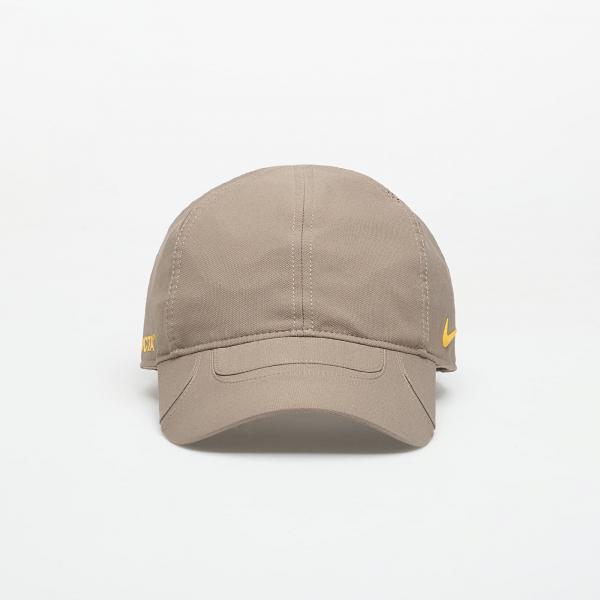 Kšiltovka Nike x NOCTA S.S.C. Cap CS Olive Grey/ Yellow Ochre M/L