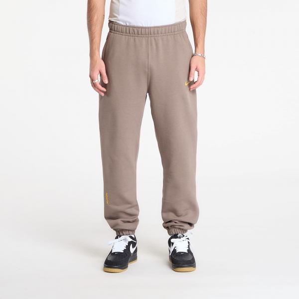 Tepláky Nike x NOCTA Fleece CS Sweatpants Olive Grey/ Yellow Ochre XS