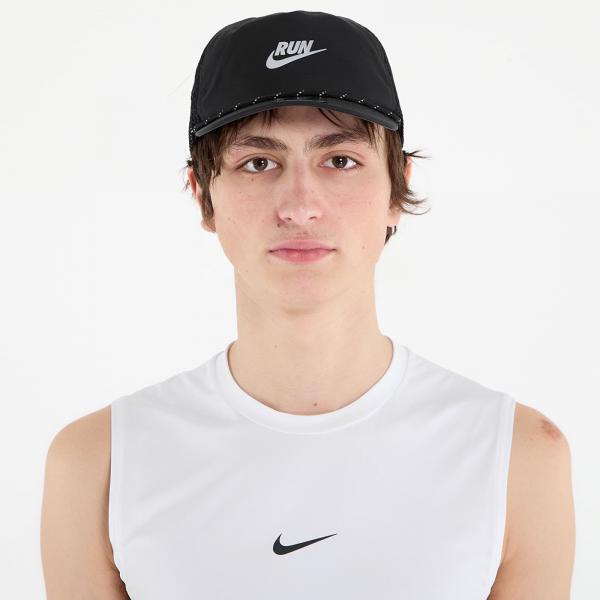 Kšiltovka Nike Pro Dri-FIT Unstructured Swoosh Run Cap Black/ Anthracite/ Reflective Silv M/L