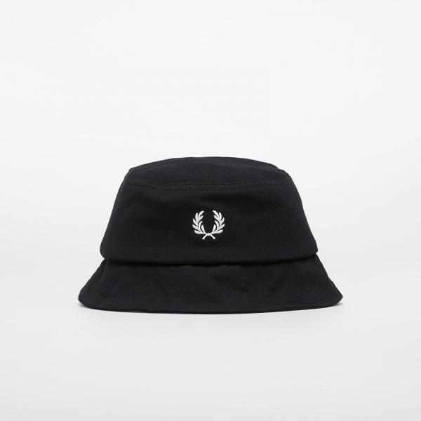 Klobouk FRED PERRY Pique Bucket Hat Black/ Snowwhite M