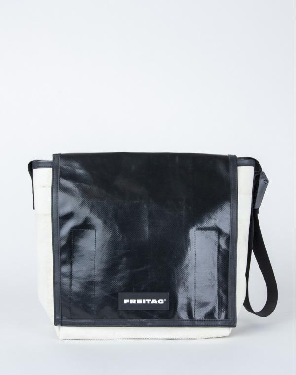 FREITAG F21 Nightclub