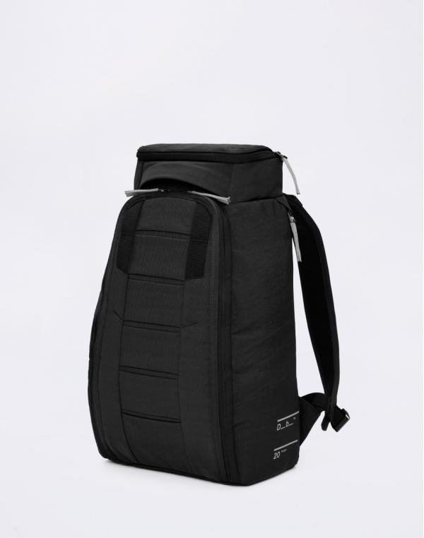 Batoh Db Hugger Backpack 20L Charcoal Grey