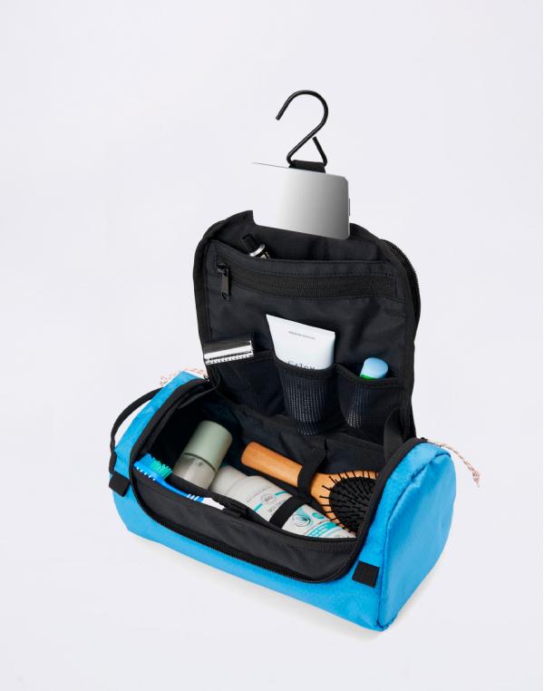 Aevor Wash Pack Proof Retro Blue
