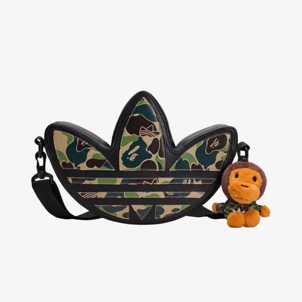 Taška adidas x BAPE Trefoil Shoulde Black Universal