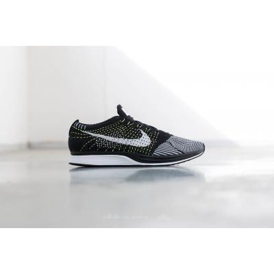 Nike Flyknit Racer Black/ White-White