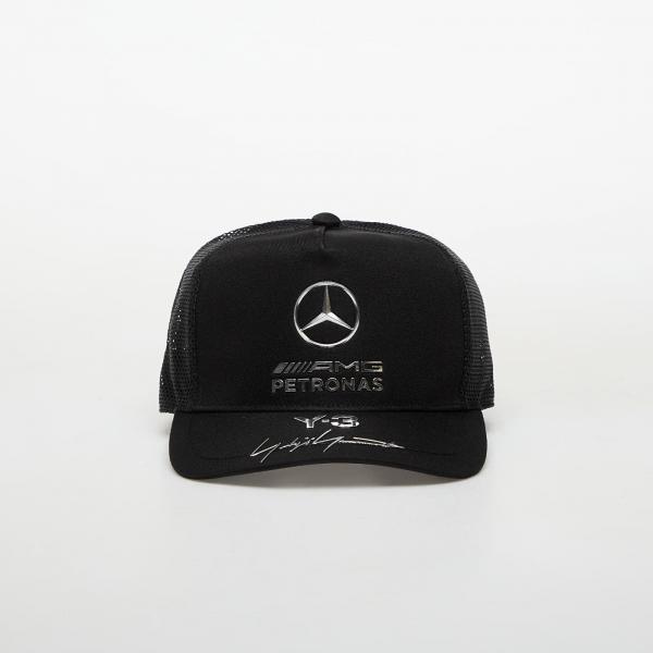 Kšiltovka Y-3 Mercedes AMG Petronas Formula 1 Team Trucker Cap Black M