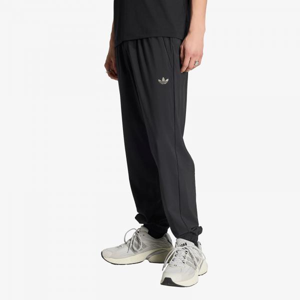 Kalhoty adidas Tech Trefoil Essentials Track Pant Black XL