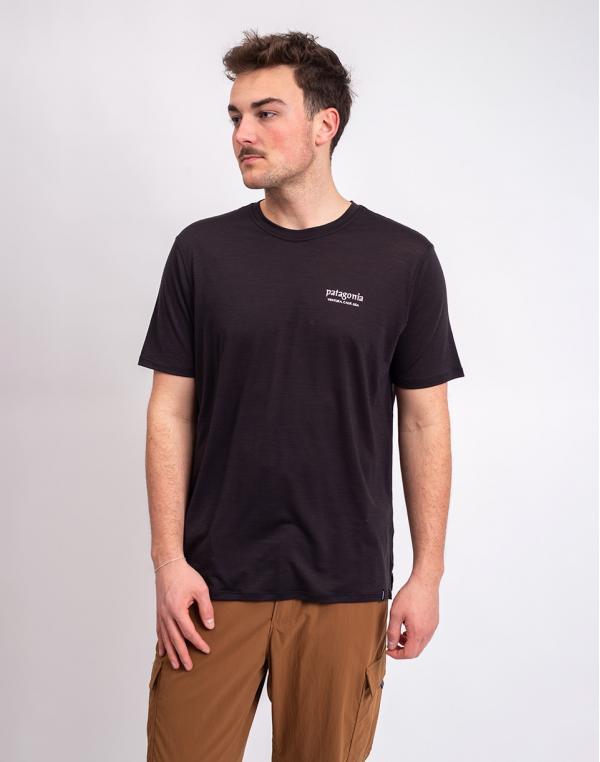 Tričko Patagonia M's Capilene® Cool Merino Blend Graphic Shirt Heritage Header: Black