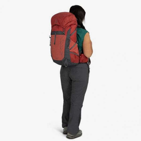 Batoh Osprey Tempest 3 Red Pampas/ Coal Grey Universal