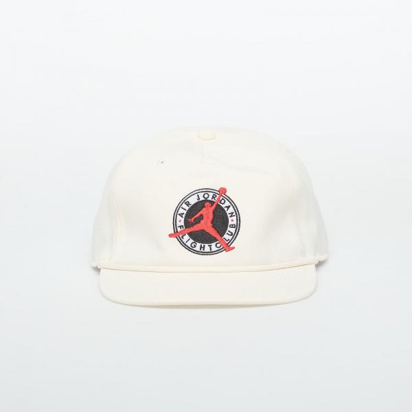 Kšiltovka Jordan Flight Club Pro Unstructured Flat Bill Hat Pale Ivory/ Black S/M