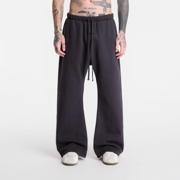 Tepláky Fear of God Essentials Signature Classic Fit Flare Sweatpants Faded Black XXL