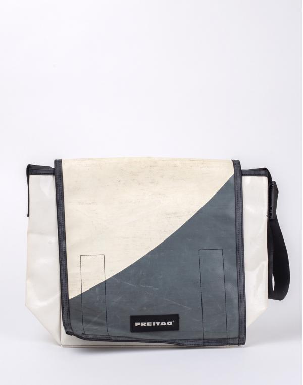 FREITAG F21 Nightclub
