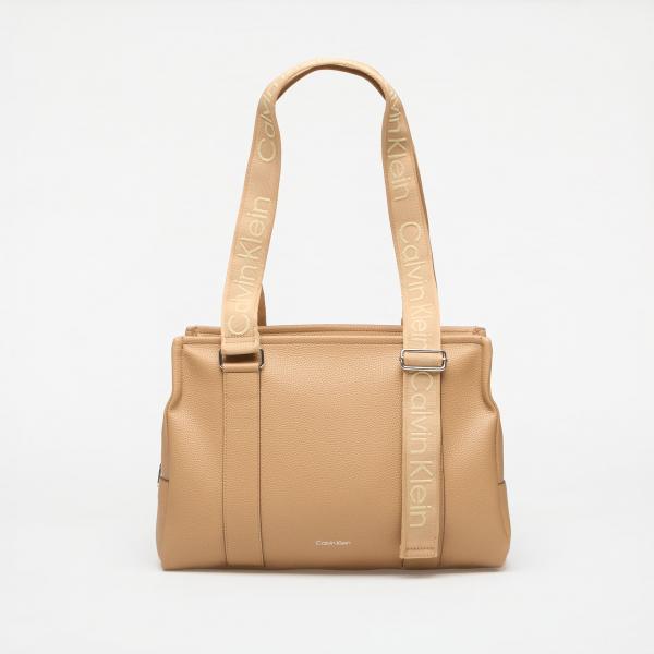 Kabelka Calvin Klein Webbing Adj Strap Tote Tannin Universal
