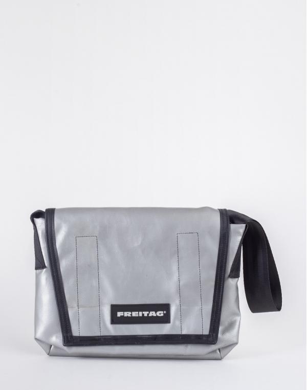 FREITAG F11 Lassie