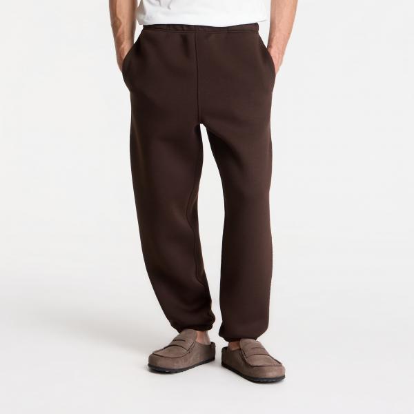 Tepláky Calvin Klein Cooling Spacer Embossed Logo Joggers Dark Coffee XL