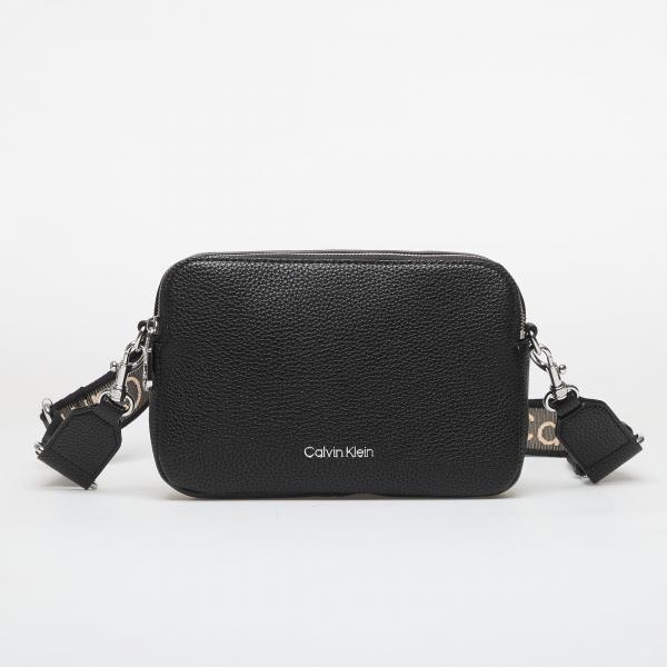 Kabelka Calvin Klein Webbing 2X Strap Camera Bag Black Universal