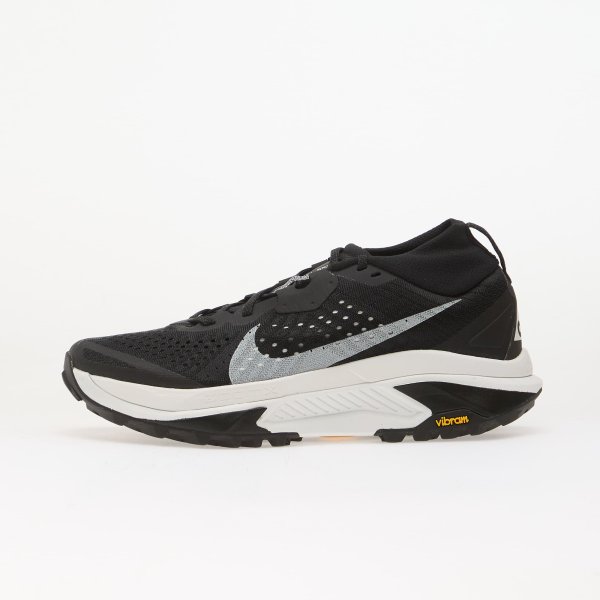 Tenisky Nike ACG Zegama Trail Black/ Summit White-Safety Orange