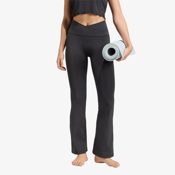 Legíny adidas 3-Stripes Studio All Me Flare X-Over Leggings Black M