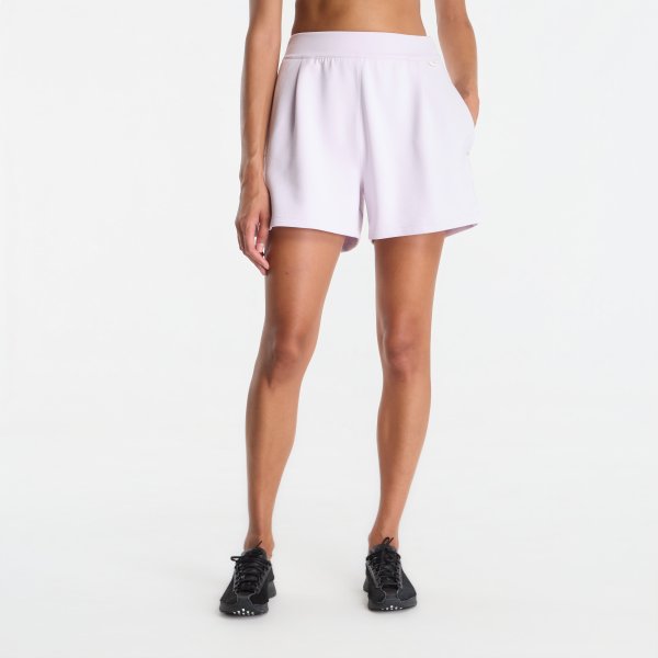 Šortky Nike 24.7 ImpossiblySoft Women's Dri-FIT Mid-Rise Loose 4" Shorts Bleached Lilac/ Platinum Violet S