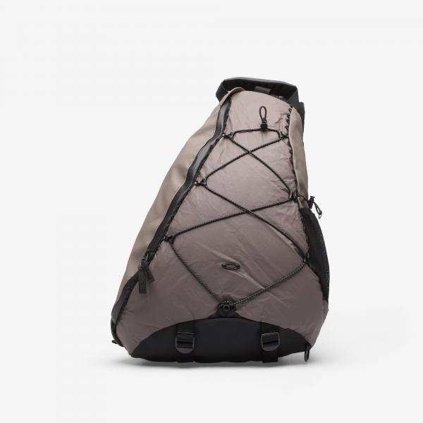 Batoh Oakley Latitude Sling Pack Granite Gray 12 l