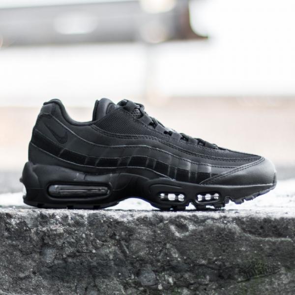 Nike Air Max 95 Essential Black/Black-Black