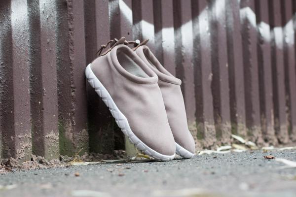Nike Air Moc Ultra Light Taupe/ Palomino-White