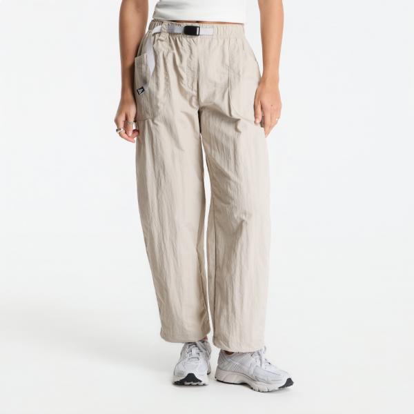 Kalhoty Nike ACG "Dolomiti" Women's Pants Cream Ii/ Summit White L
