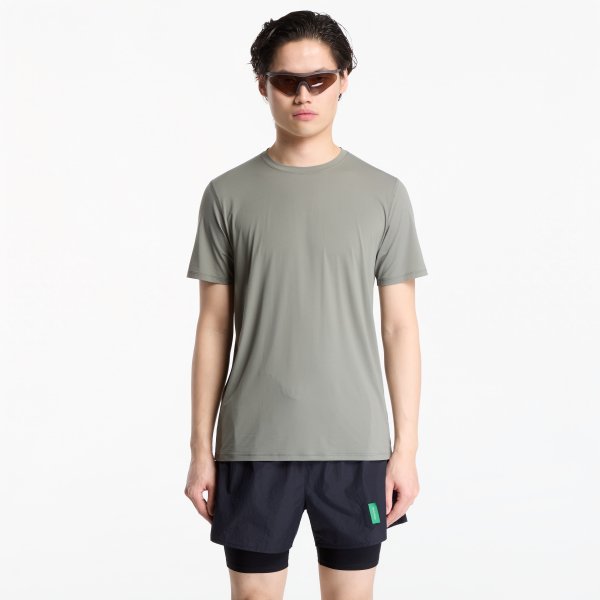 Tričko District Vision Ultralight Short Sleeve Aloe Tee Oyster