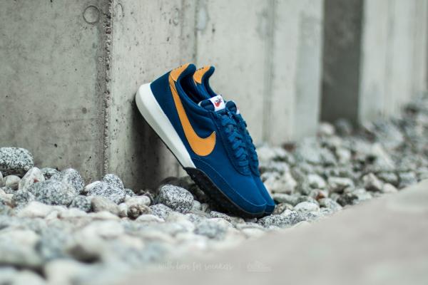 Nike Roshe Waffle Racer NM Coastal Blue/ Gold Leaf