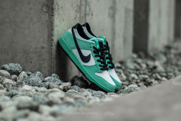 Nike Dunk Low Pro Ishod Wair Green Glow/ Black-Summit White