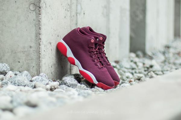 Jordan Horizon Low Night Maroon/ White-Gym Red
