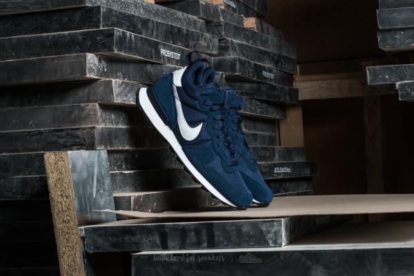 Nike Internationalist Mid Midnight Navy/ White-White