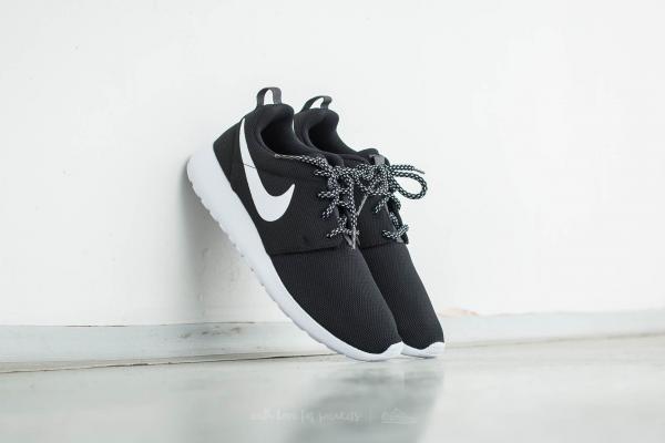 Nike W Roshe One Black/ White-Dark Grey