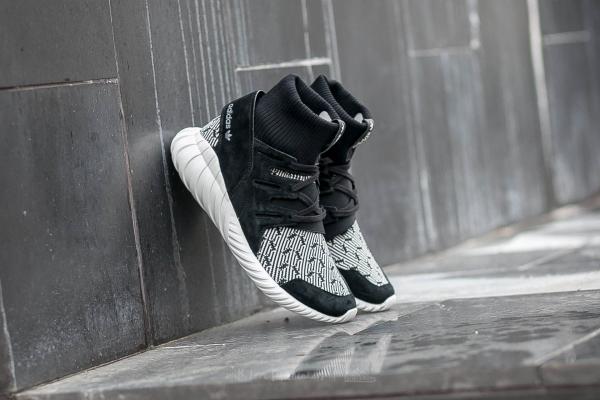 adidas Tubular Doom Core Black/ Vintage White