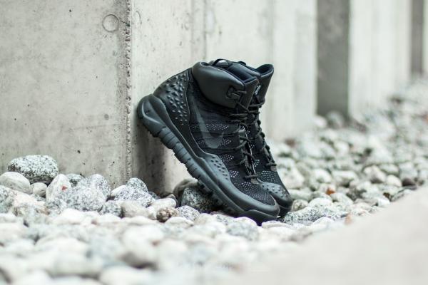 Nike Lupinek Flyknit Black/ Black-Anthracite