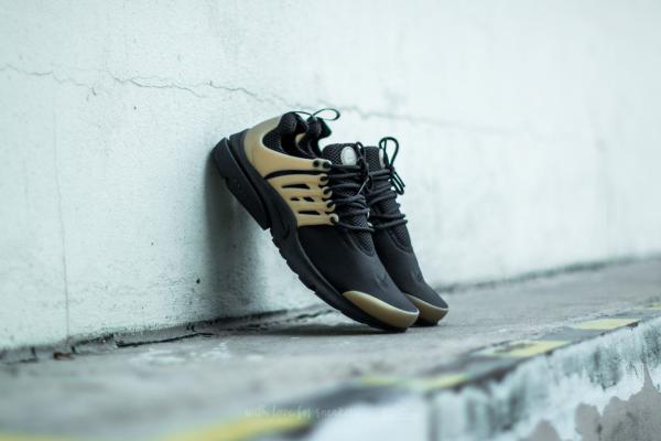 Nike Air Presto Essential Black/ Black-Metallic Gold