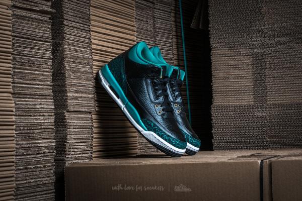 Air Jordan 3 Retro (GS) Black/ Metallic Gold-Rio Teal