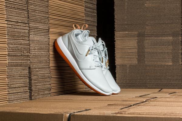 Nike Roshe Two Leather Premium Off White/ Off White-White