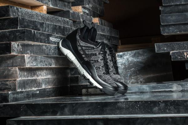 Nike Lupinek Flyknit Low Sail/ Black-Anthracite