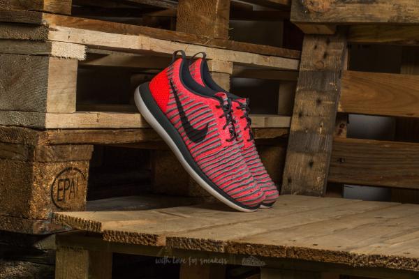 Nike Roshe Two Flyknit (GS) Hot Punch/ Dark Grey-Wolf Grey