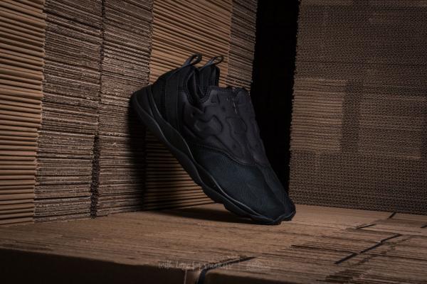 Reebok Furylite Slip-On Arch Black/White