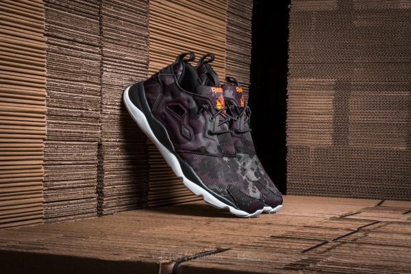 Reebok Furylite CC Coal/ Wild Orange/ Blue